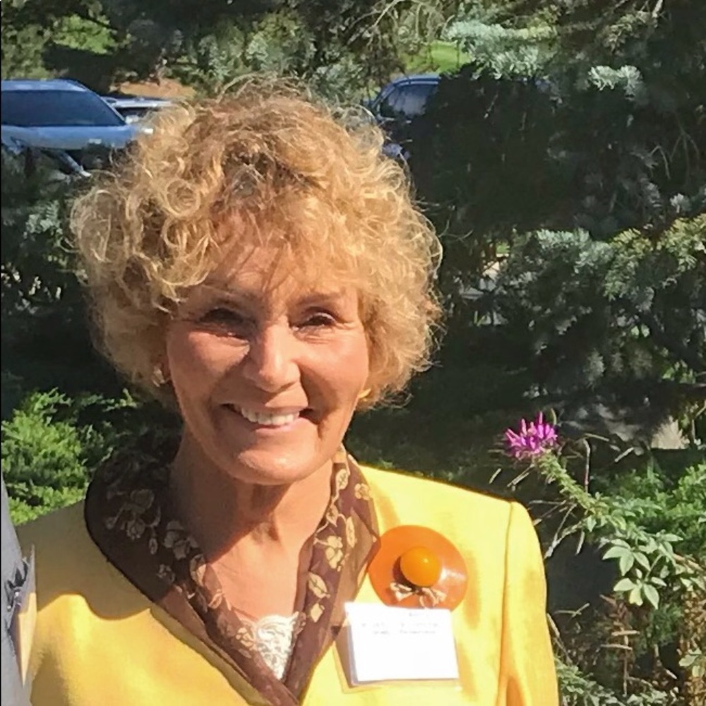 Meet your Posher, Sandra